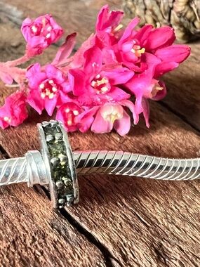 Authentic Pandora Eternity Spacer Charm Bead Olive Lime Green Faceted Crystal